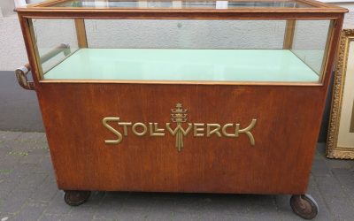Rarität – Stollwerck Vitrinenwagen / Wagen Vitrine Eiche ~ 1930
