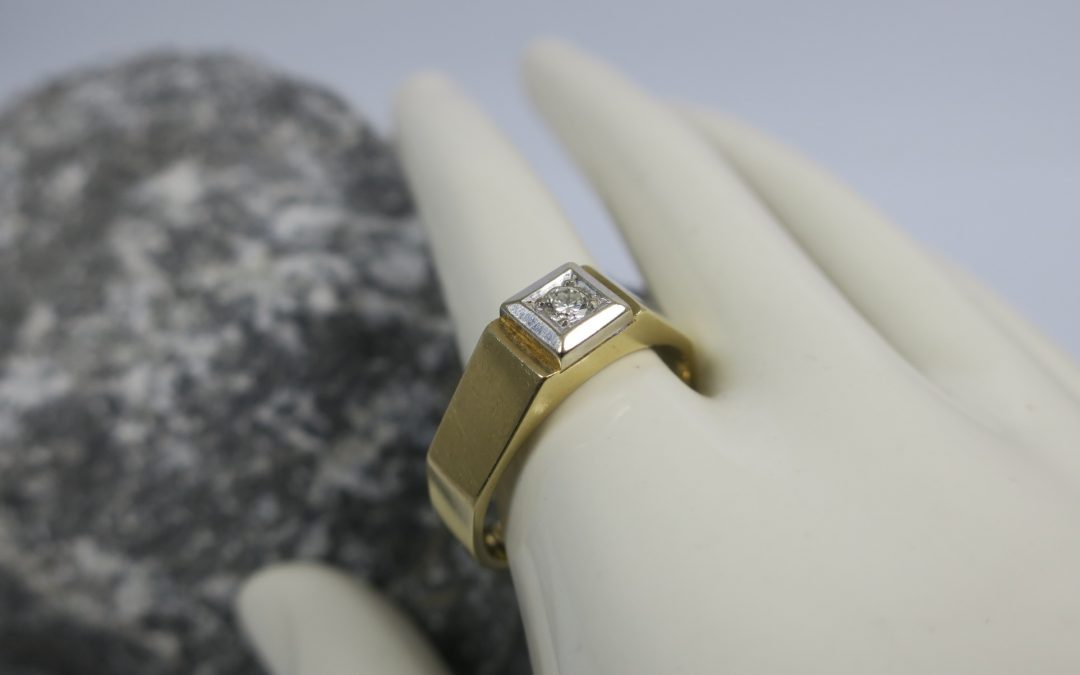 Herren Brillant Solitär Ring 585 /14k Gold 0,12ct SI TW Brillantring Herrenring