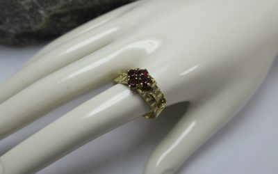 Vintage Granat Ring / Damenring 333 / 8k Gold