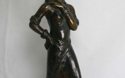 Bronze Indiofrau / Indio Frau mit Korb ~ 1930 Figur / Skulptur / Plastik