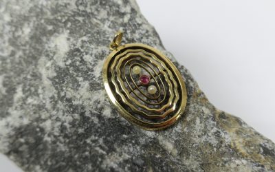 Vintage Ketten Anhänger oval 585 /14k Gold 2x Perle & Schmuckstein – Pendant