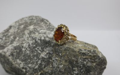 Vintage Ring / Damenring 750 /18K Gold mit Madeira Citrin ? „50 VA“