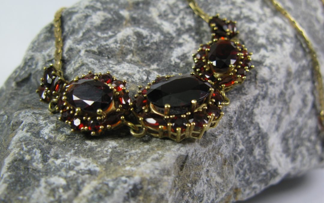 Granatcollier Granat Halskette 333 / 8K Gold / Gelbgold Kette / Collier