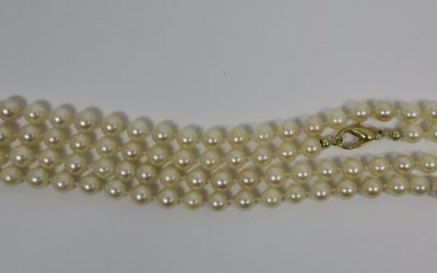 Perlenkette / Halskette / Perlen Kette mit 585 /14K Gold Verschluss Länge 86 cm