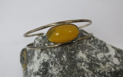 Vintage Armreif / Armspange 835 Silber Bernstein Cabochon Handarbeit
