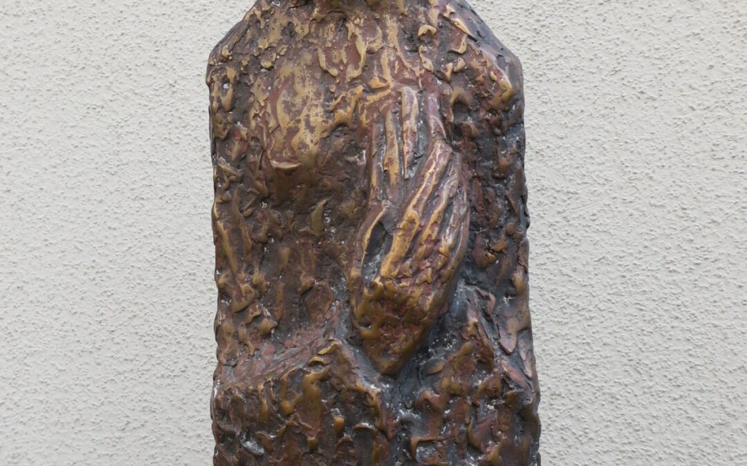 60 Kg Bronze Figur / Skulptur Höhe 130 cm – Heiligenfigur Person Betend 1960 / 1970 er J.