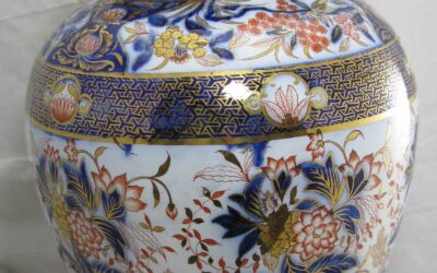 Große antike Deckelvase / Vase England ~ 1870 Imari Dekor – Blumen – Höhe 65 cm