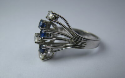 Damenring / Ring 585 / 14K Gold / Weißgold 3x Brillant 0.3ct 3x Saphir 0.24ct