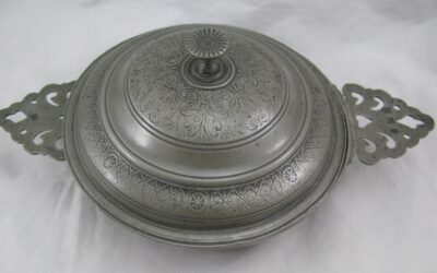 Ecuelle a oreilles antike Zinn Schüssel / Schale mit „Ohren“ / Griffen Rouen 1754