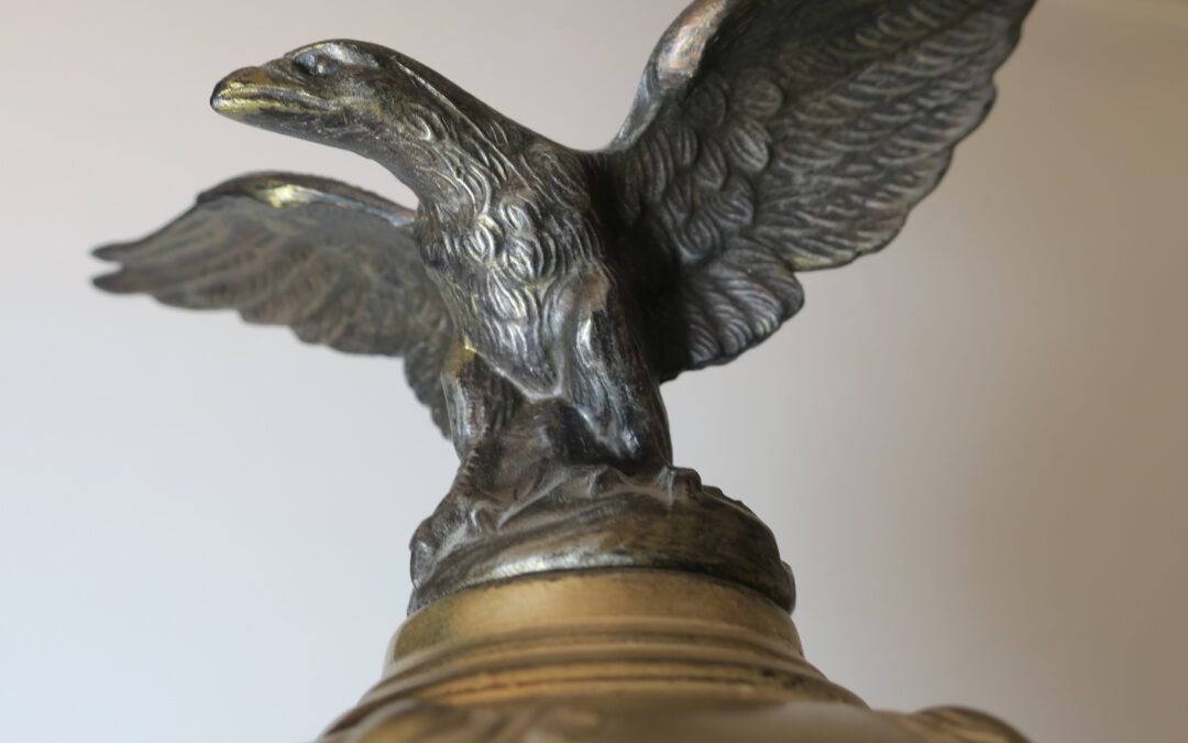 Füllhorn / Pokal / Trinkhorn Büffelhorn mit Adler – Versilbert