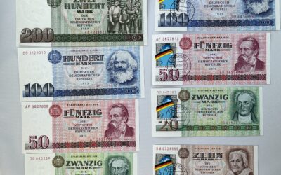 Sammlung DDR 12x Banknote / Geldschein 5 bis 500 Mark teils mit Briefmarke