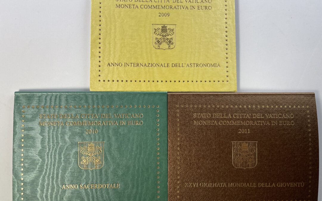 3x 2 Euro Gedenkmünze Münze Vatikan 2009 / 2010 / 2011 Blister Priesterjahr etc.