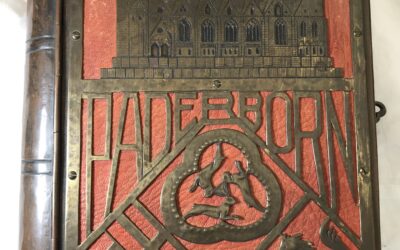 Buch Kassette Paderborn Dom Drei Hasen Fenster