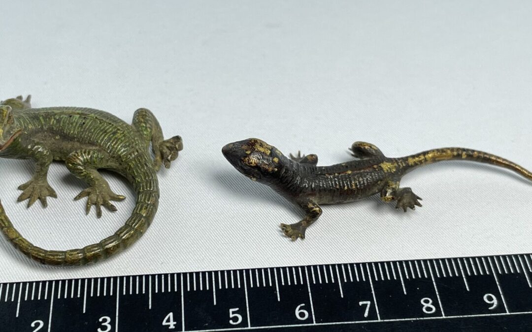 2x Wiener Bronze Miniatur – Eidechse / Salamander Feuersalamander ? ~ 1900