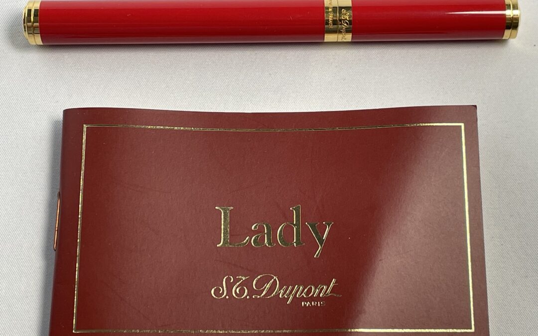 S.T. Dupont Frankreich Lady Kugelschreiber Laque de Chine