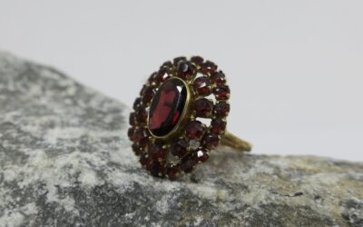Vintage ovaler Granat Ring / Damenring 333 / 8kt Gold – garnet ring gold