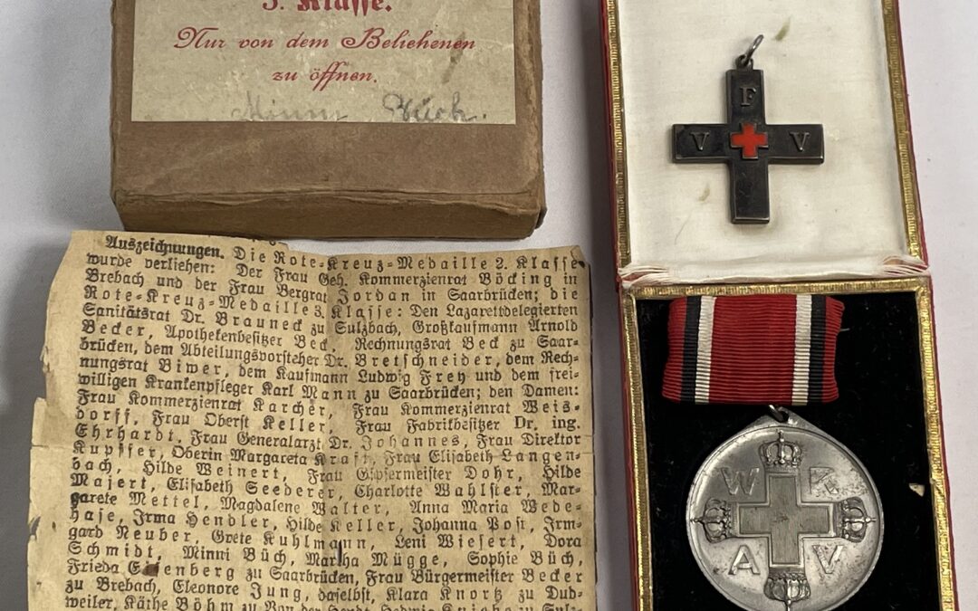 Rote Kreuzmedaille 3. Klasse & Vaterländischer Frauenverein vom Roten Kreuz