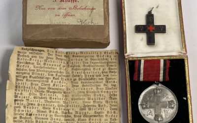 Rote Kreuzmedaille 3. Klasse & Vaterländischer Frauenverein vom Roten Kreuz