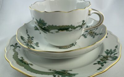 Meissen Porzellan Kaffeegedeck / Gedeck reicher Drache grün Teller Kaffeetasse