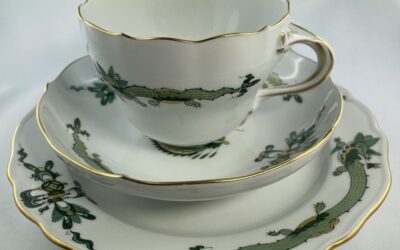 Meissen Porzellan Kaffeegedeck / Gedeck reicher Drache grün Teller Kaffeetasse