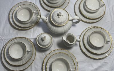 KPM Berlin Porzellan Kaffeeservice Teeservice Rocaille Goldrand weiß 6 Personen