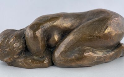 Marie-Josèphe Bourron 1931-2021 Bronze Figur Skulptur Kleine Liegende Frankreich