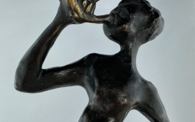 Eva de Maizière 1915-2003 Bronze Skulptur Der Trompeter – Mann mit Trompete
